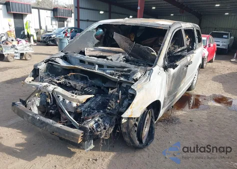 2010 Volkswagen Routan S z USA, uszkodzony, nr VIN 2V4RW4D17AR406760